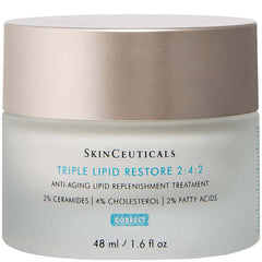 Textura cremosa Redness Neutralizer aplicada en piel