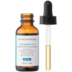 Aplicación de Blemish + Age Defense para textura y poros