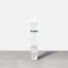 Medik8 Mutiny escualano puro labios